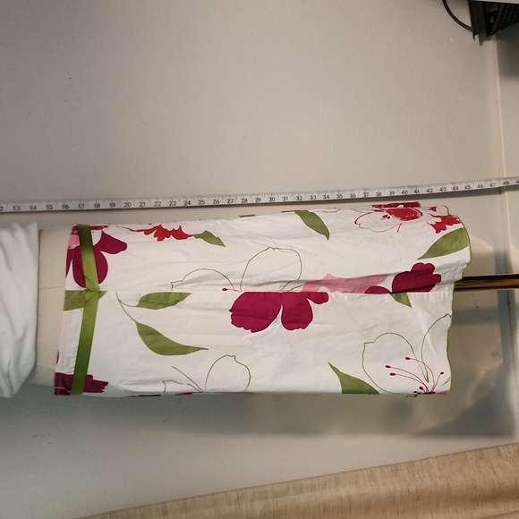 Floral skirt with ribbon tie size 9 - Picture 2 of 9
